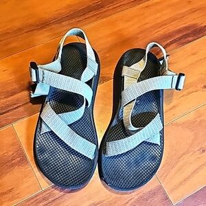 Chaco Coulds Men Size 10 Excellent condition